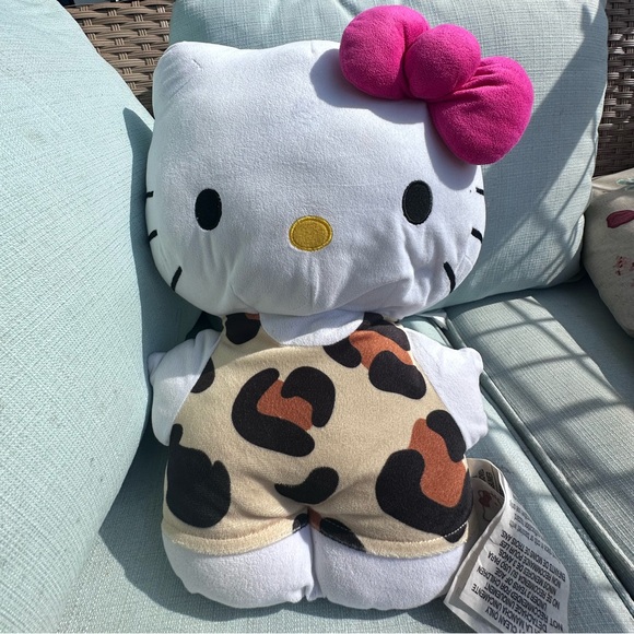 Hello kttiy Sanrio Plush cheetah print outfit - Picture 1 of 1